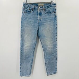 Levi's Wedgie High Rise Jeans Light Wash Size 28